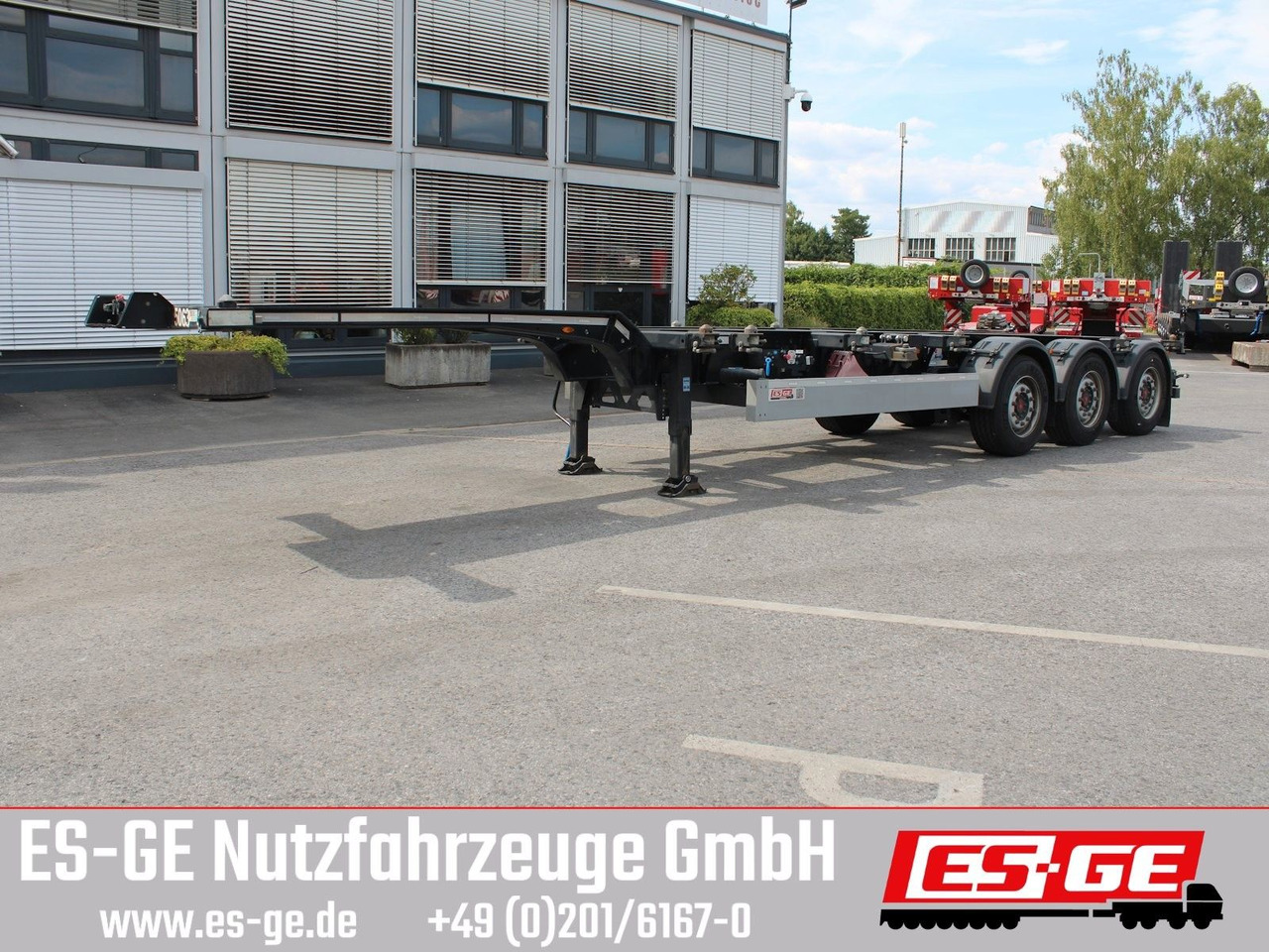 Kögel Port 40 simplex, pneumatischer Heckausschub - Полуприцеп-контейнеровоз/ Сменный кузов: фото 2 Kögel Port 40 simplex, pneumatischer Heckausschub - Полуприцеп-контейнеровоз/ Сменный кузов: фото 2