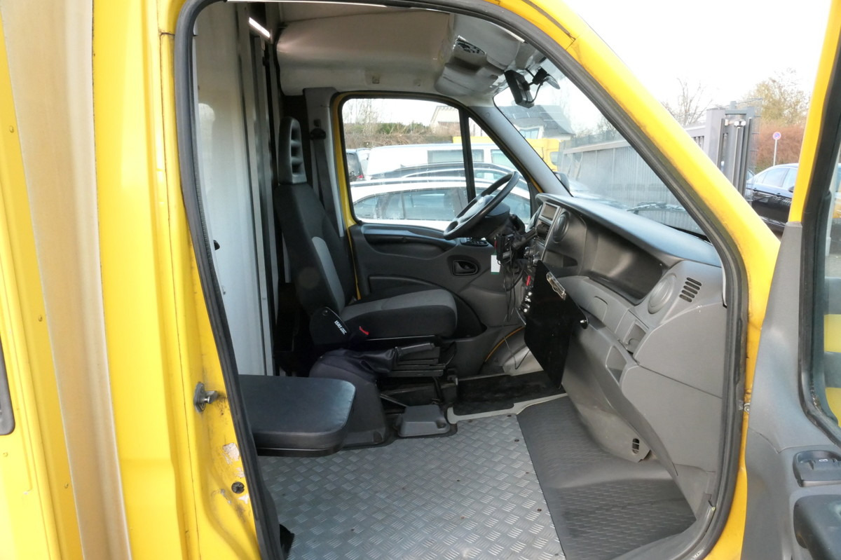 IVECO Daily 35 S11 C30C AUTOMATIK KAMERA Regale LUFT D - Малотоннажный фургон: фото 5 IVECO Daily 35 S11 C30C AUTOMATIK KAMERA Regale LUFT D - Малотоннажный фургон: фото 5