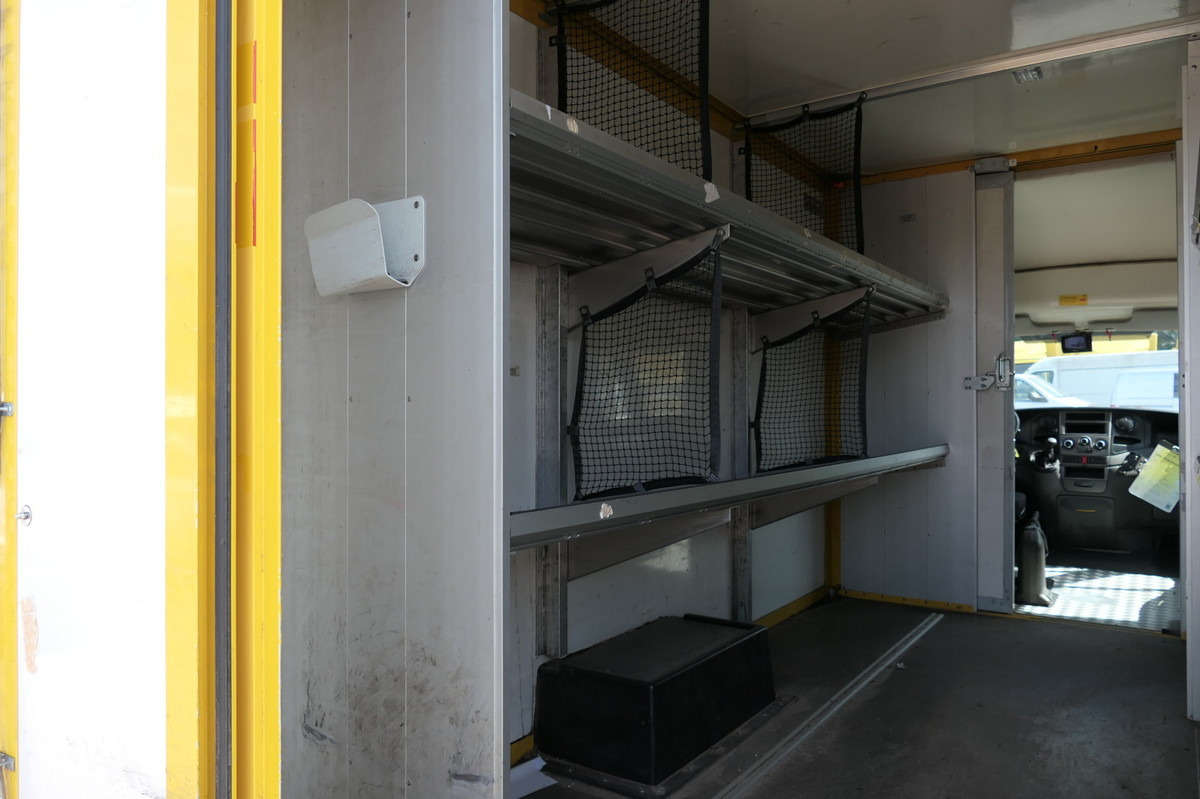 IVECO Daily 35 S11 C30C KURZ AUTOMATIK KAMERA Regale L - Малотоннажный фургон: фото 5 IVECO Daily 35 S11 C30C KURZ AUTOMATIK KAMERA Regale L - Малотоннажный фургон: фото 5