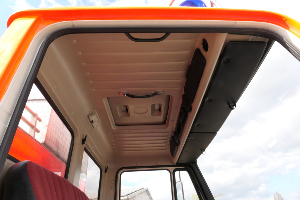 Пожарная машина MERCEDES-BENZ 1019 AF Rüstwagen 4x4 TOP ZUSTAND: фото 13