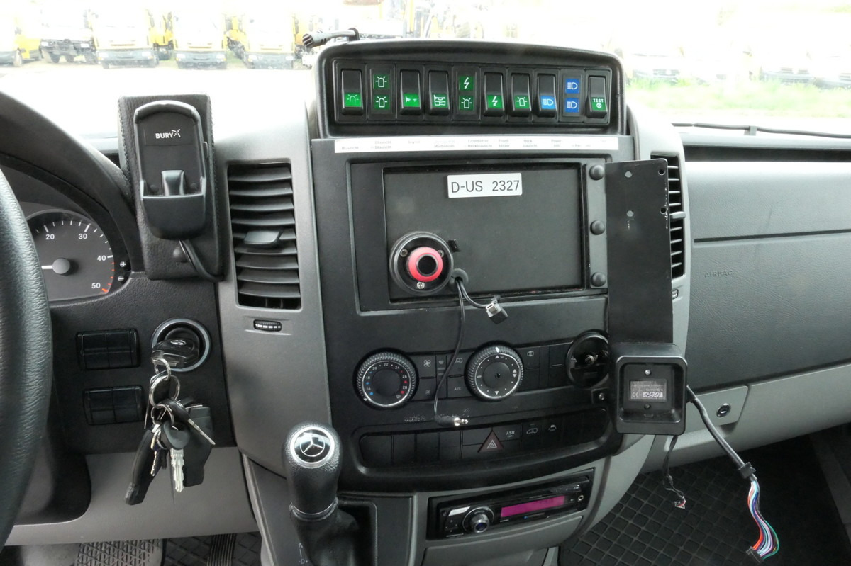 Машина скорой помощи MERCEDES-BENZ Sprinter 519 CDI Klima Krankenwagen: фото 20