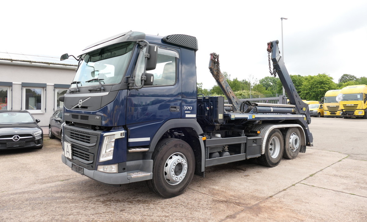 VOLVO FM 370 6x2 Meiller Lenkachse KLIMA AHK - Самосвал: фото 3 VOLVO FM 370 6x2 Meiller Lenkachse KLIMA AHK - Самосвал: фото 3