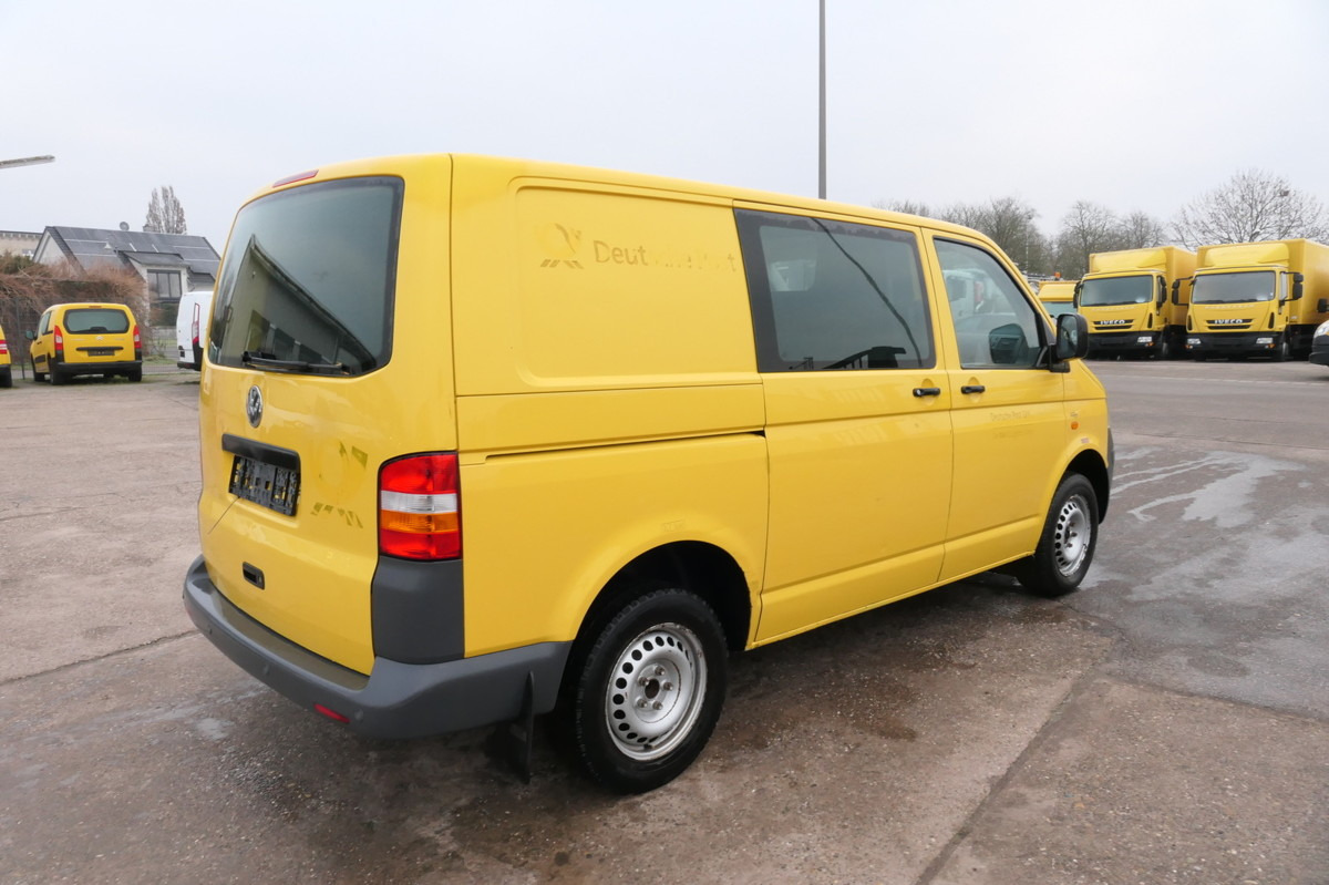 VW T5 Transporter 1.9 TDI PARKTRONIK 2xSCHIEBETÜR - Легковой фургон: фото 4 VW T5 Transporter 1.9 TDI PARKTRONIK 2xSCHIEBETÜR - Легковой фургон: фото 4