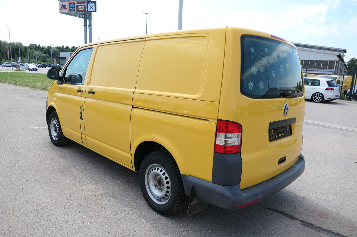 VW T5 Transporter 2.0 TDI 2xSCHIEBETÜR PARKTRONIK E - Легковой фургон: фото 5 VW T5 Transporter 2.0 TDI 2xSCHIEBETÜR PARKTRONIK E - Легковой фургон: фото 5