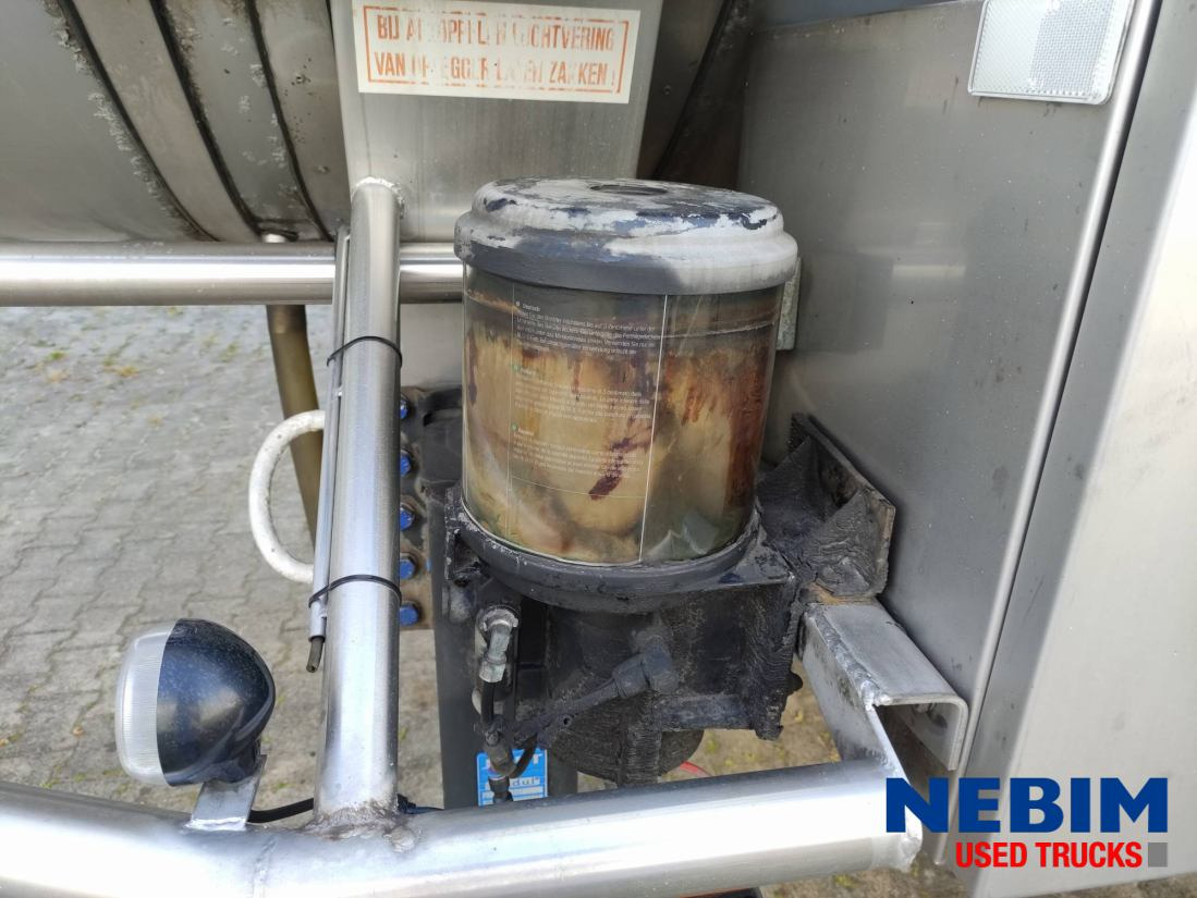 Полуприцеп-цистерна Burg BPO 12-27 Z - 26.165L - Inox Pump: фото 6 Полуприцеп-цистерна Burg BPO 12-27 Z - 26.165L - Inox Pump: фото 6