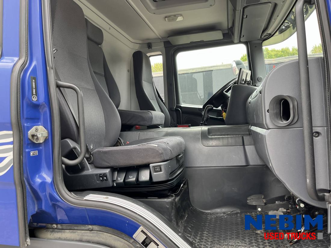 Scania P270 343.938km - 3 front seats - Грузовик с закрытым кузовом: фото 4 Scania P270 343.938km - 3 front seats - Грузовик с закрытым кузовом: фото 4