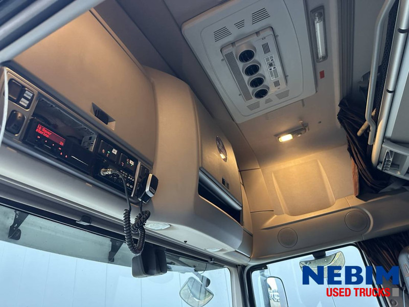 DAF XF480 4x2 - 688.836km - leather interior - Parking airco - Тягач: фото 4 DAF XF480 4x2 - 688.836km - leather interior - Parking airco - Тягач: фото 4