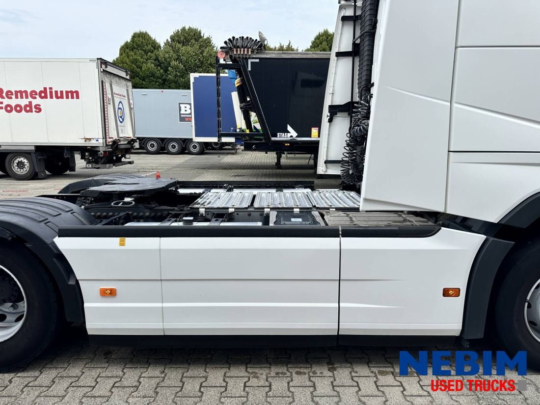 Тягач Volvo FH 460 TC - Dynamic Steering - I-Park Cool: фото 11