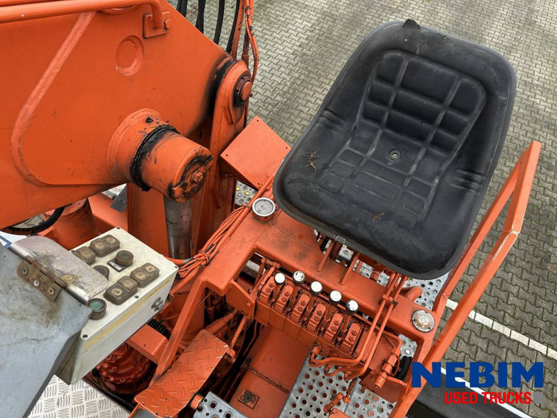 Lako T233C Kennis R-20 Crane 1999 - APK/TUV 23-12-2026 - Полуприцеп бортовой/ Платформа: фото 2 Lako T233C Kennis R-20 Crane 1999 - APK/TUV 23-12-2026 - Полуприцеп бортовой/ Платформа: фото 2