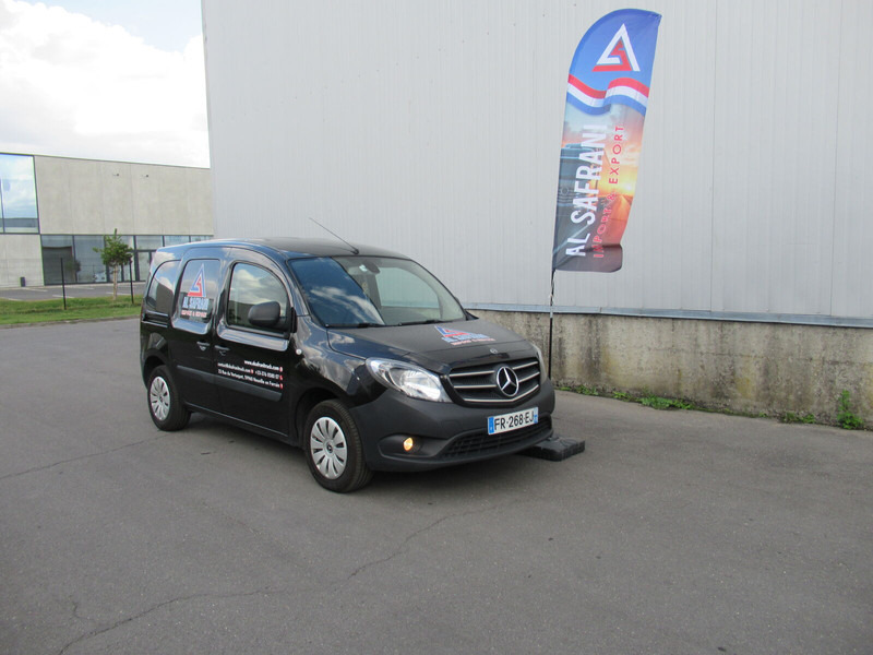 Mercedes-Benz Citan 111 - Цельнометаллический фургон: фото 4 Mercedes-Benz Citan 111 - Цельнометаллический фургон: фото 4