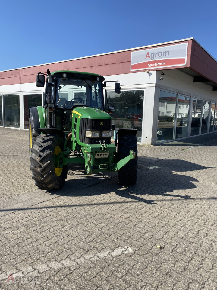 John Deere 6330 Standard - Трактор: фото 4 John Deere 6330 Standard - Трактор: фото 4