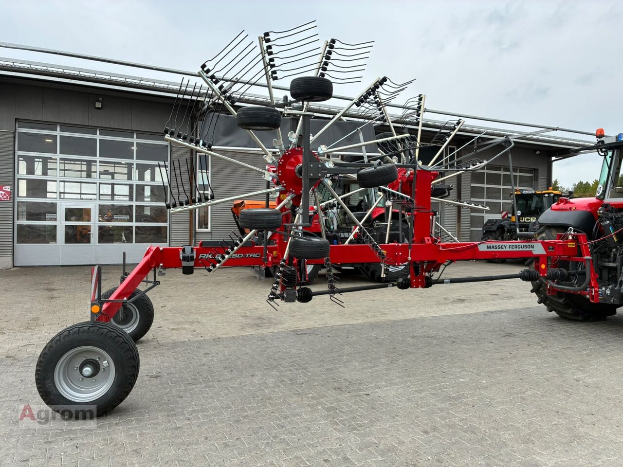 Massey Ferguson RK 672 SD-TRC - Сеноворошилка: фото 2 Massey Ferguson RK 672 SD-TRC - Сеноворошилка: фото 2