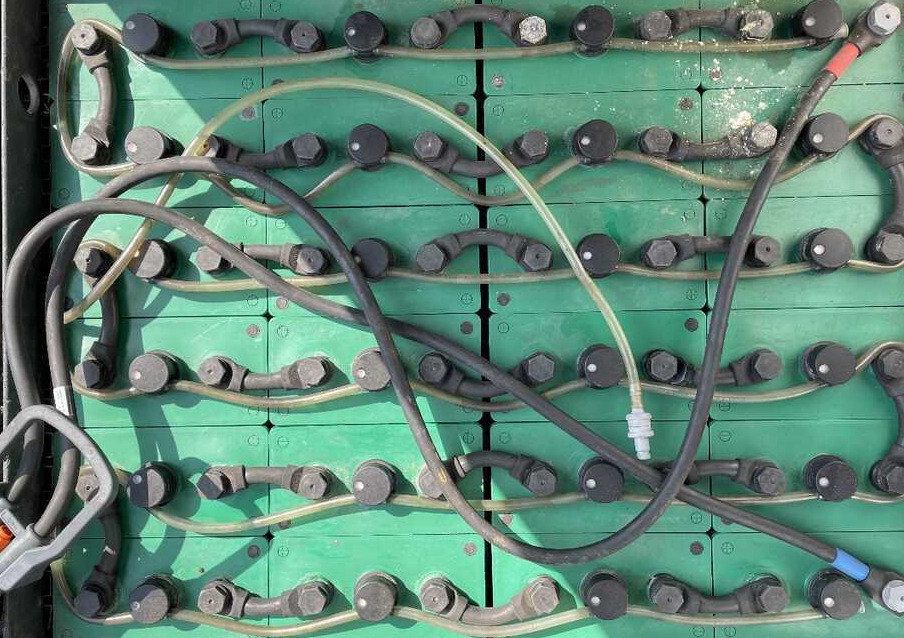 LINDE E 16-02 - Электропогрузчик: фото 3 LINDE E 16-02 - Электропогрузчик: фото 3