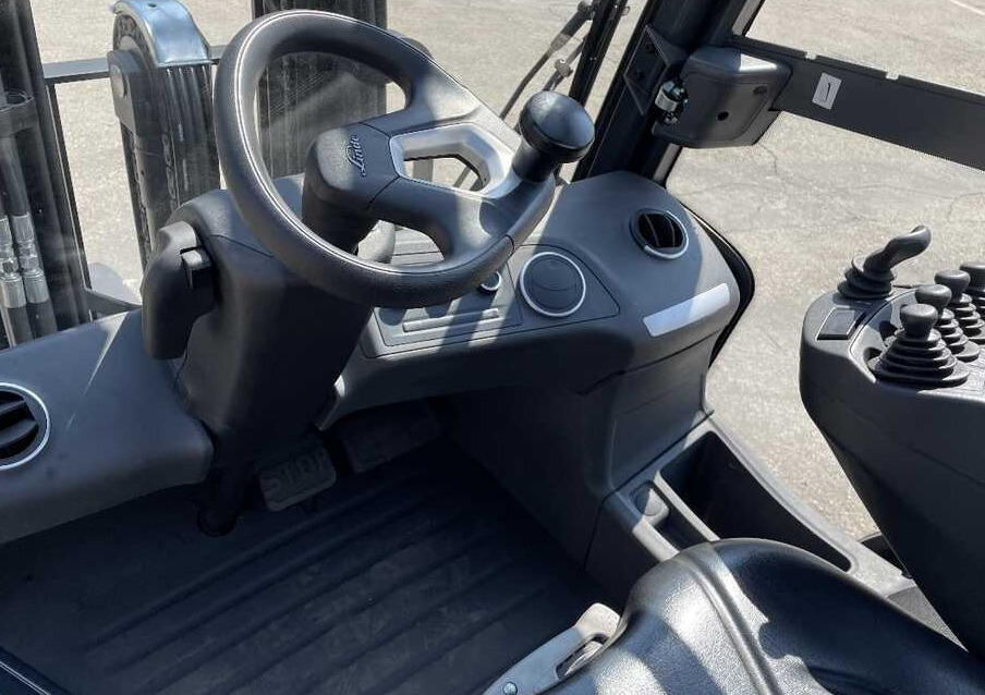 Linde H 25 D-01/1202 - Дизельный погрузчик: фото 2 Linde H 25 D-01/1202 - Дизельный погрузчик: фото 2