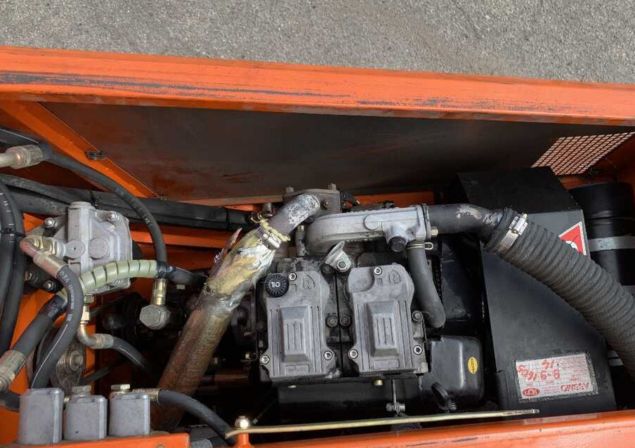 RCM T 9000 TD/1 - Промышленная подметальная машина: фото 1 RCM T 9000 TD/1 - Промышленная подметальная машина: фото 1