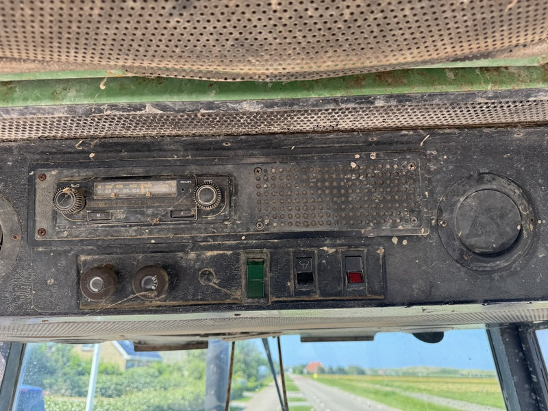 John Deere 1140 - Трактор: фото 5 John Deere 1140 - Трактор: фото 5