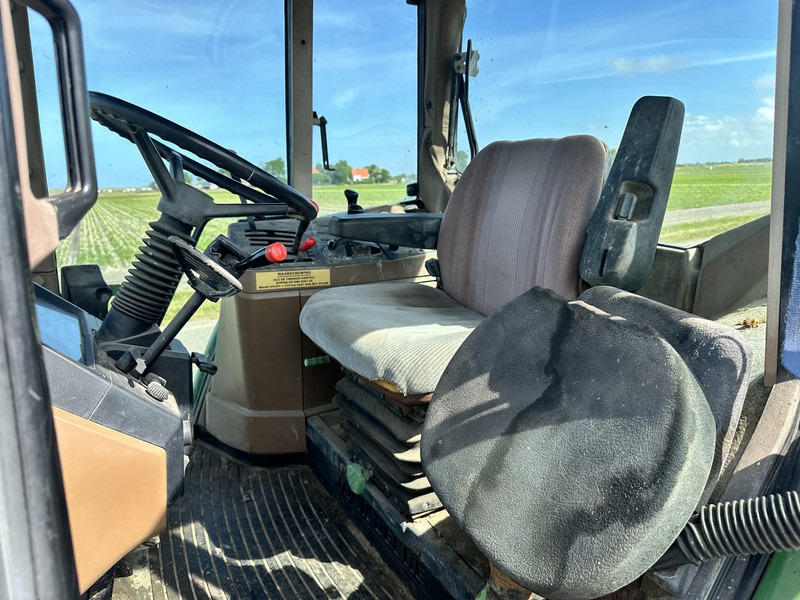 John Deere 6200 - Трактор: фото 4 John Deere 6200 - Трактор: фото 4