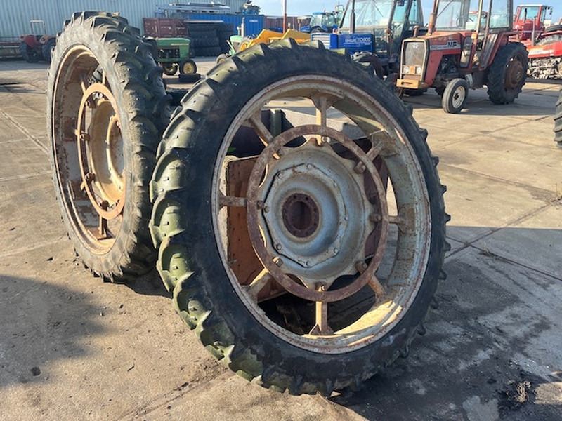 Kleber 9.5 R38 - Шина: фото 4 Kleber 9.5 R38 - Шина: фото 4