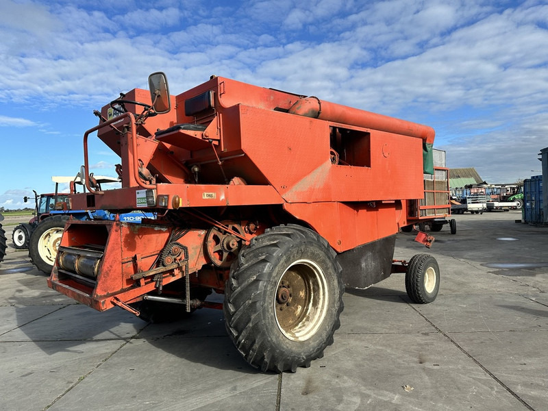 Laverda M150 - Зерноуборочный комбайн: фото 1 Laverda M150 - Зерноуборочный комбайн: фото 1