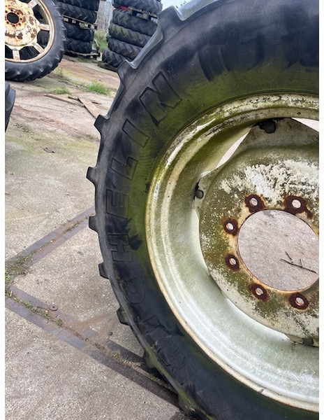 Michelin 480/65 R28 x 108 - Шина: фото 3 Michelin 480/65 R28 x 108 - Шина: фото 3