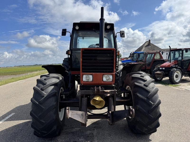 New Holland 180-90 DT - Трактор: фото 2 New Holland 180-90 DT - Трактор: фото 2