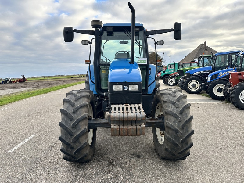 New Holland TS90 - Трактор: фото 2 New Holland TS90 - Трактор: фото 2