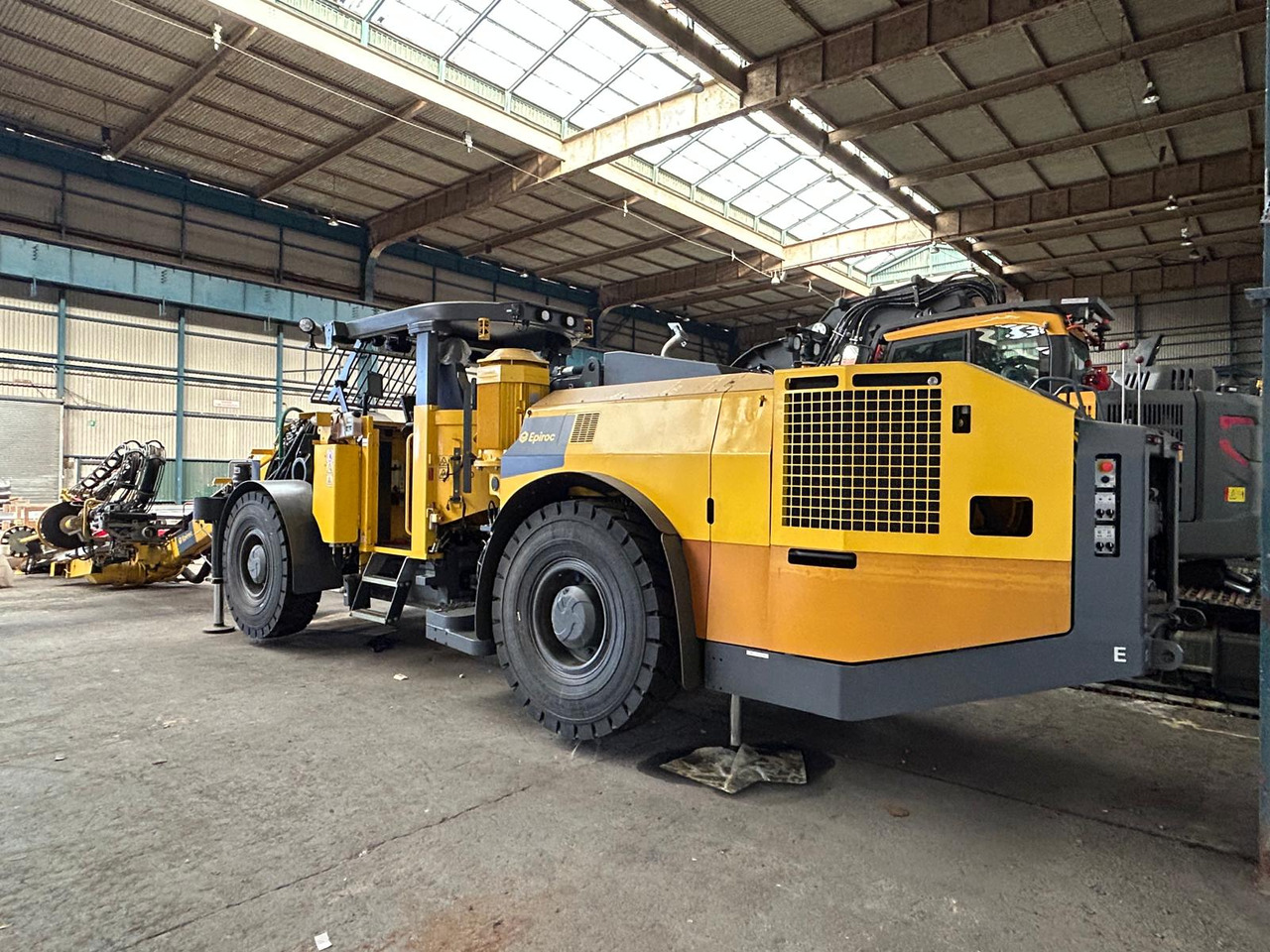 Atlas Copco (Epiroc) Boltec EC - Техника для горизонтального бурения: фото 4 Atlas Copco (Epiroc) Boltec EC - Техника для горизонтального бурения: фото 4