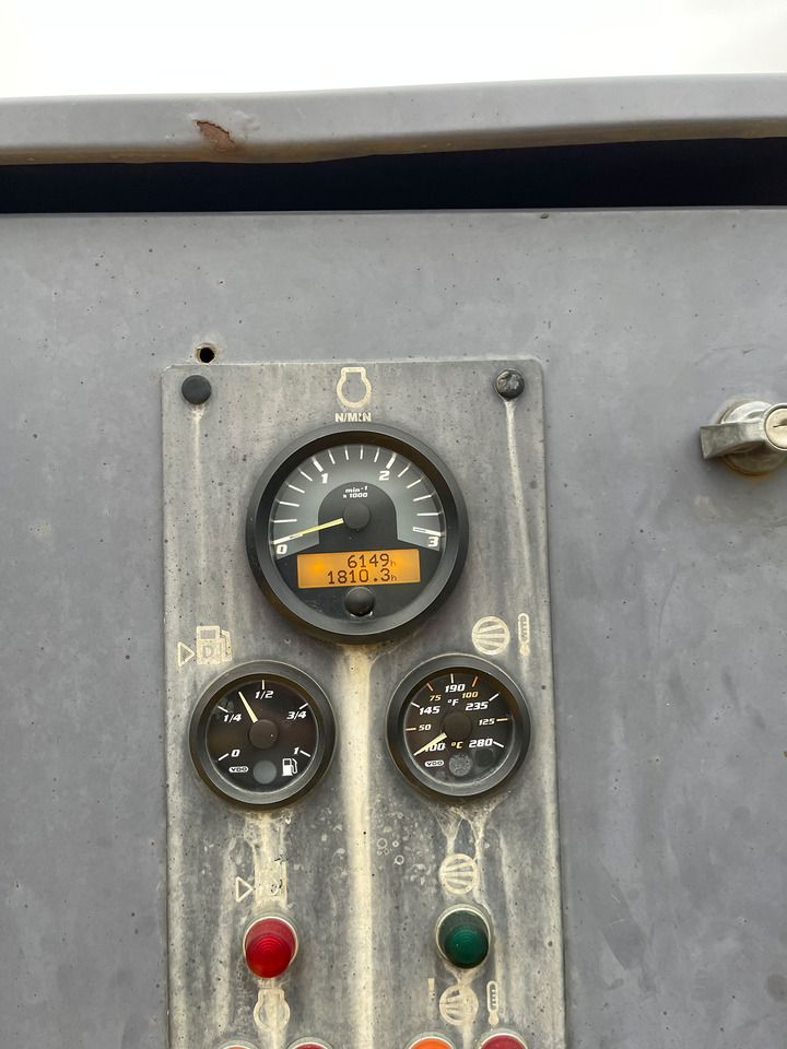 Atlas Copco ROC D3-01 - Буровая машина: фото 3 Atlas Copco ROC D3-01 - Буровая машина: фото 3