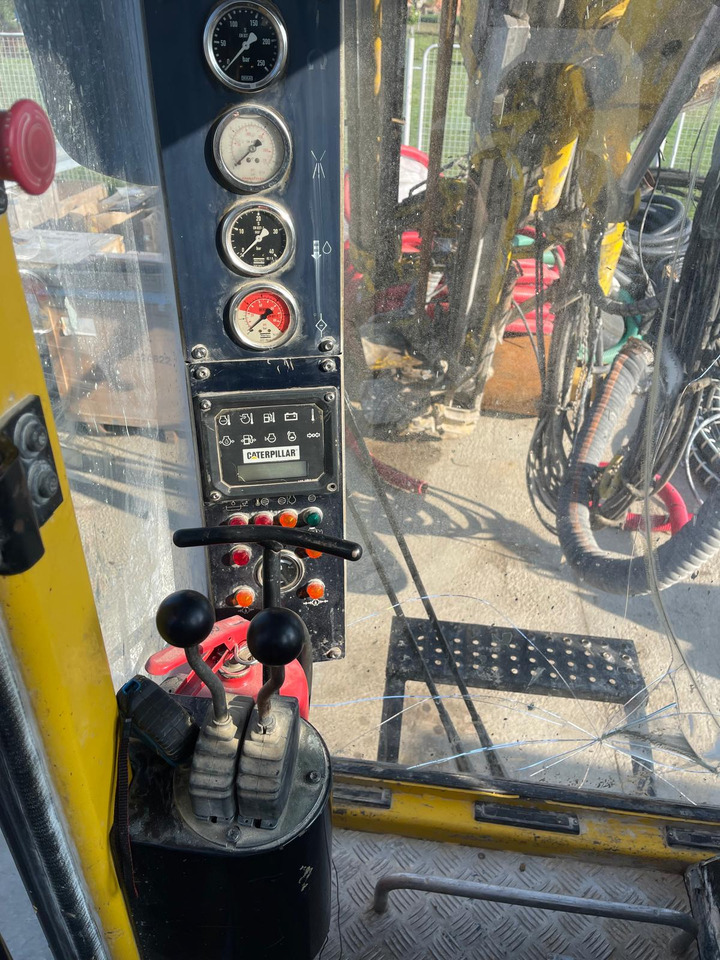 Atlas Copco ROC D7-11 - Буровая машина: фото 5 Atlas Copco ROC D7-11 - Буровая машина: фото 5