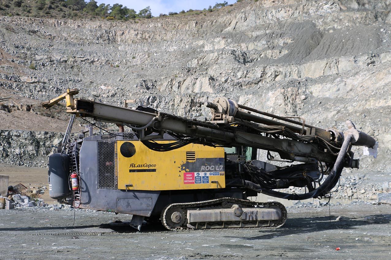 Atlas Copco ROC L7 (40)CR - Буровая машина: фото 1 Atlas Copco ROC L7 (40)CR - Буровая машина: фото 1