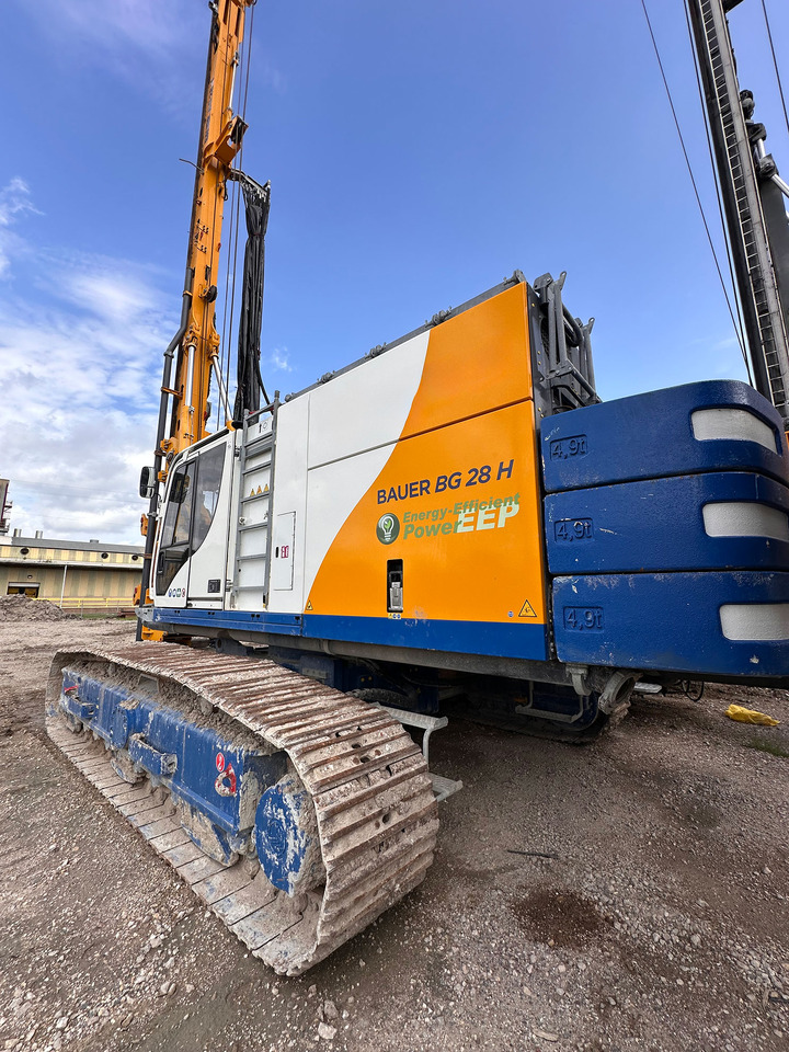 Bauer BG 28H - Сваебойная установка: фото 1 Bauer BG 28H - Сваебойная установка: фото 1