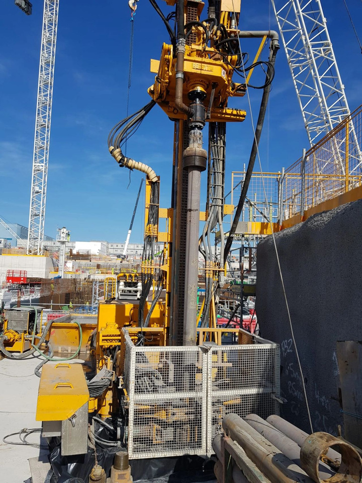 Beretta T152 - Буровая машина: фото 5 Beretta T152 - Буровая машина: фото 5