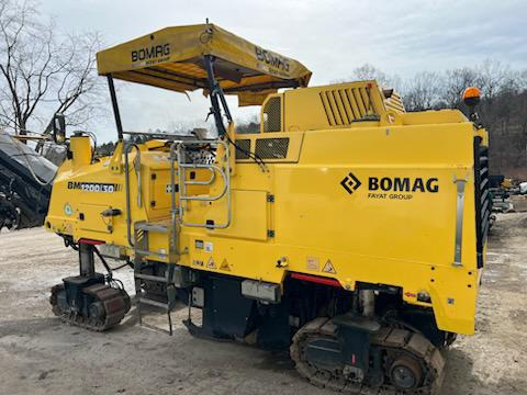 Bomag BM 1200/30 - Дорожная фреза: фото 2 Bomag BM 1200/30 - Дорожная фреза: фото 2