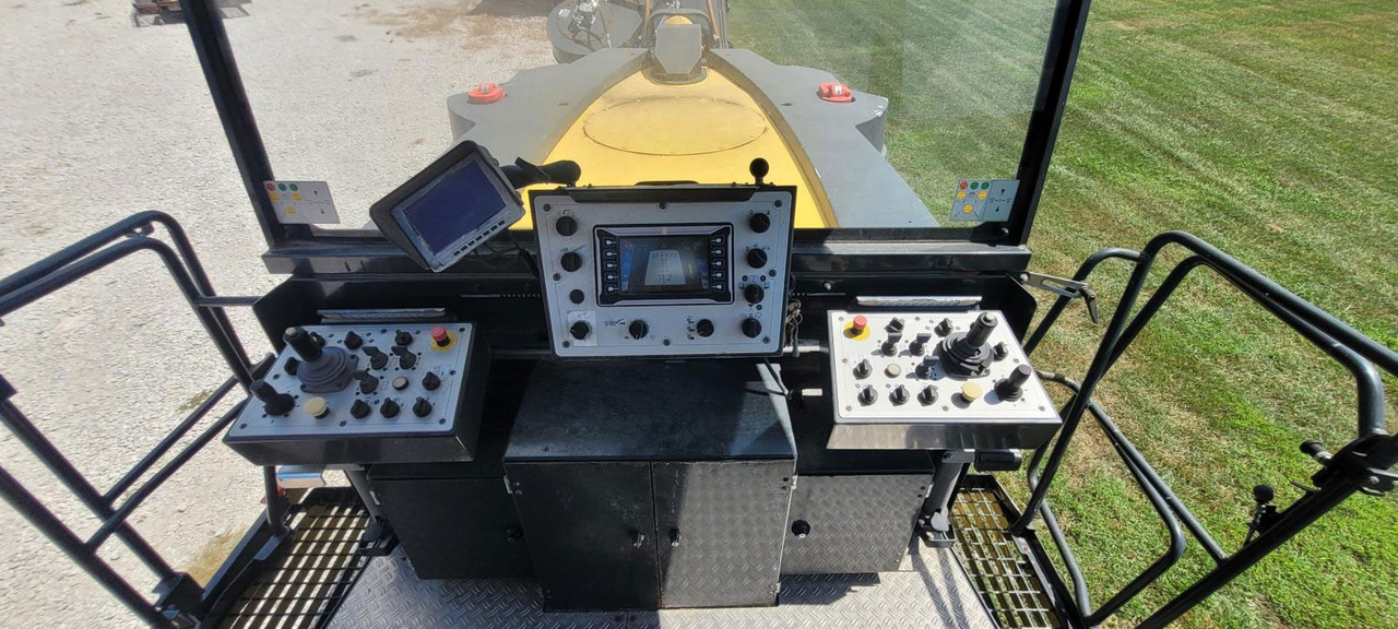 Bomag BM 2000/75 - Дорожная фреза: фото 5 Bomag BM 2000/75 - Дорожная фреза: фото 5