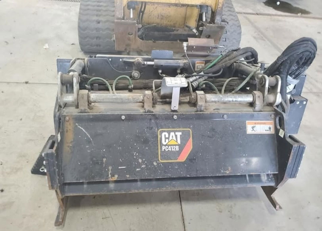 Caterpillar PC412B - Дорожная фреза: фото 1 Caterpillar PC412B - Дорожная фреза: фото 1