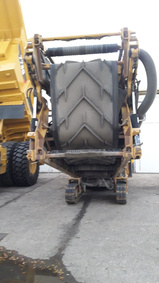 Caterpillar PM 200 - Дорожная фреза: фото 5 Caterpillar PM 200 - Дорожная фреза: фото 5