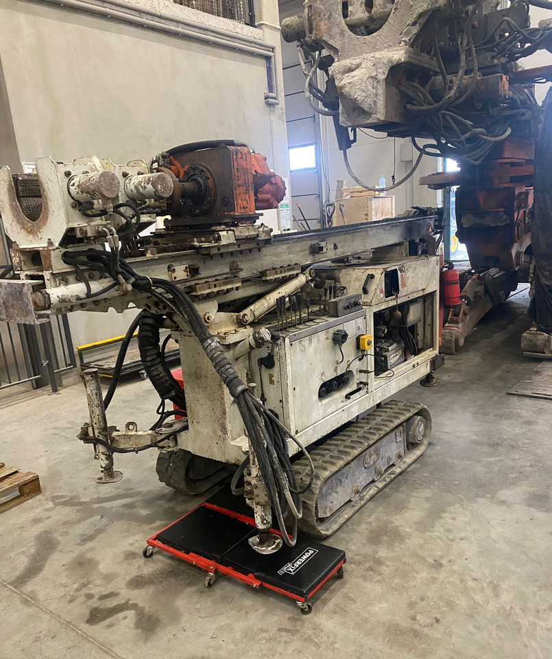 Comacchio GEO 205 - Буровая машина: фото 2 Comacchio GEO 205 - Буровая машина: фото 2