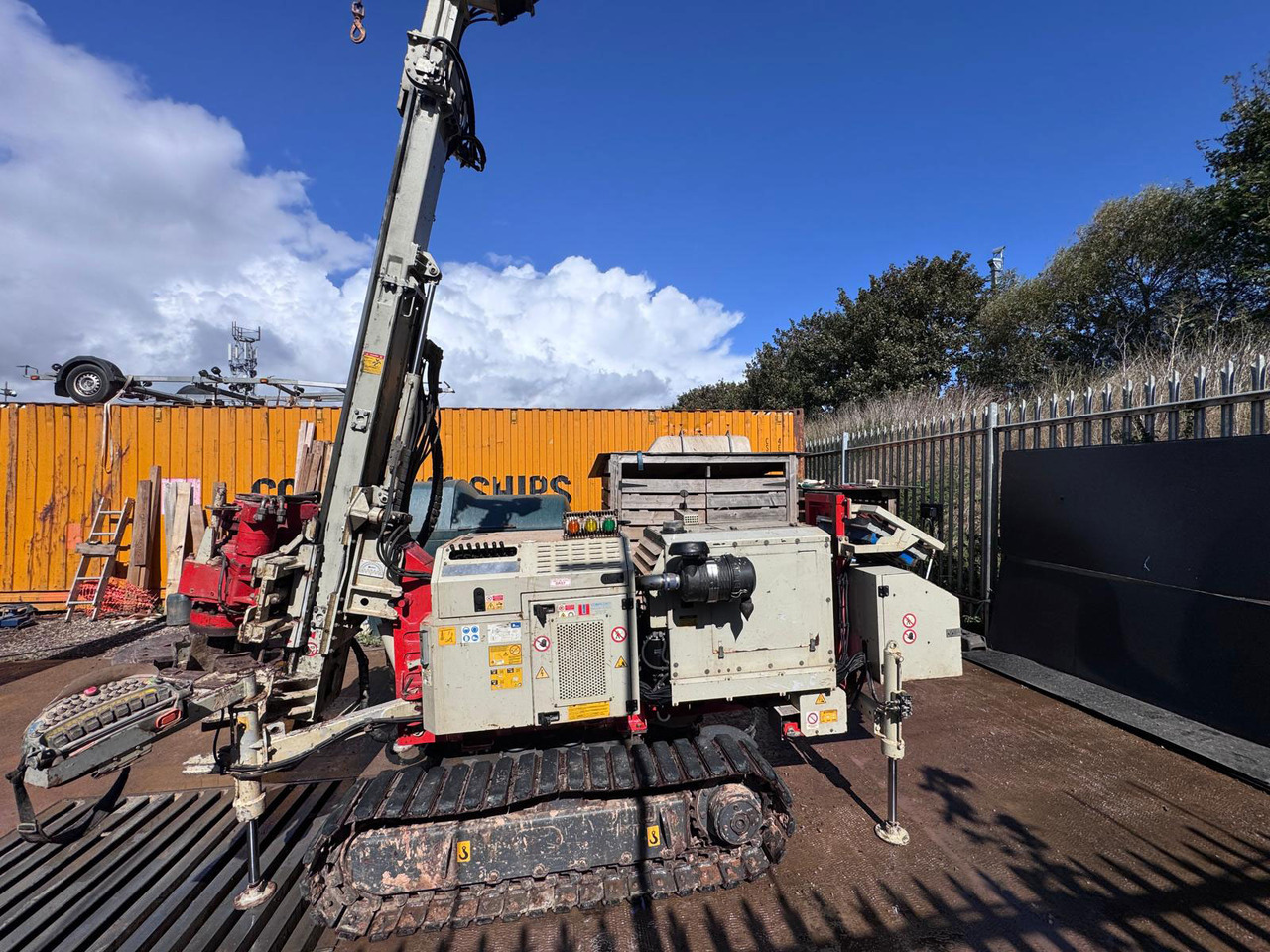 Comacchio MC4 - Сваебойная установка: фото 1 Comacchio MC4 - Сваебойная установка: фото 1