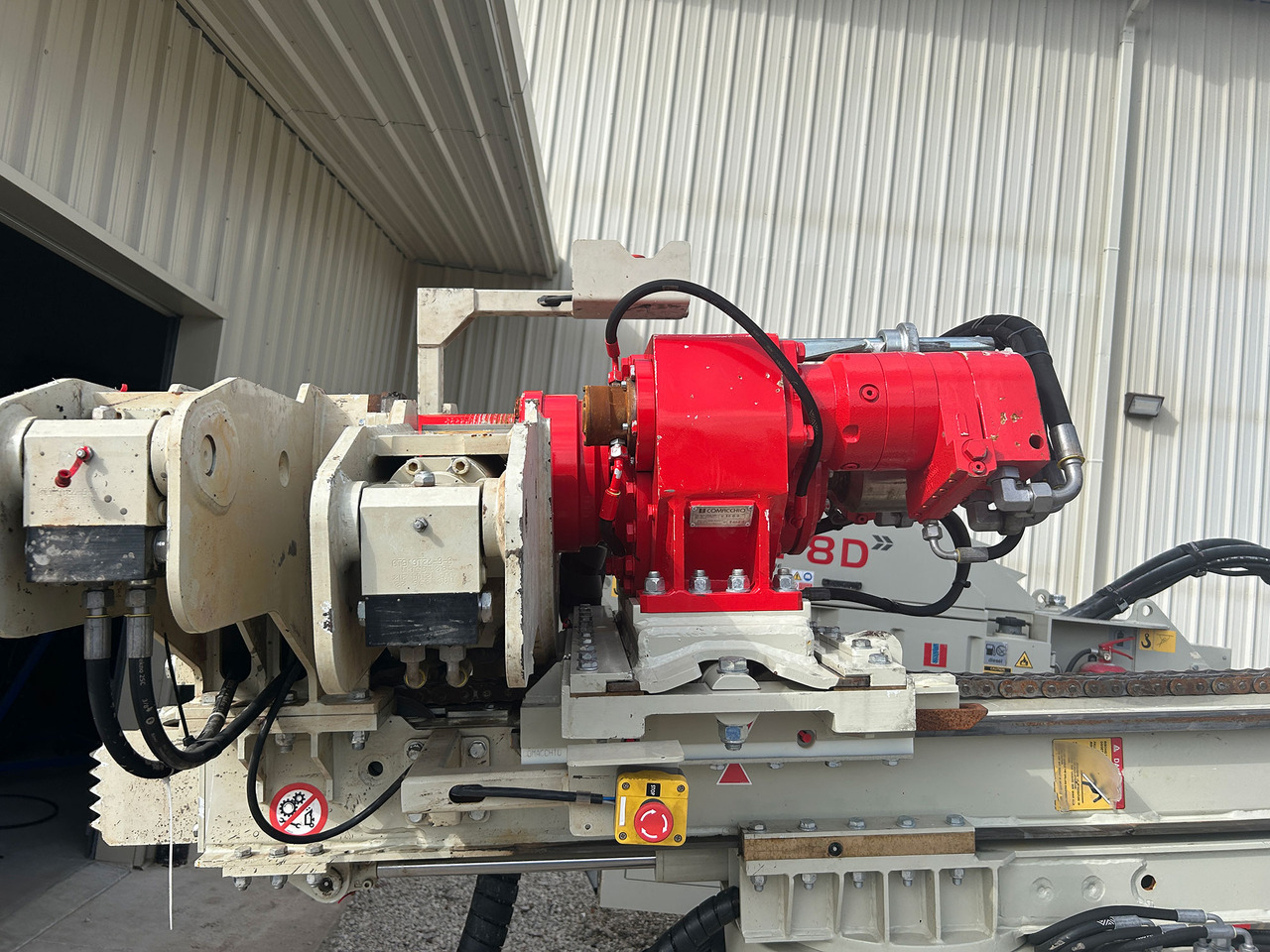 Comacchio MC4D - Сваебойная установка: фото 3 Comacchio MC4D - Сваебойная установка: фото 3