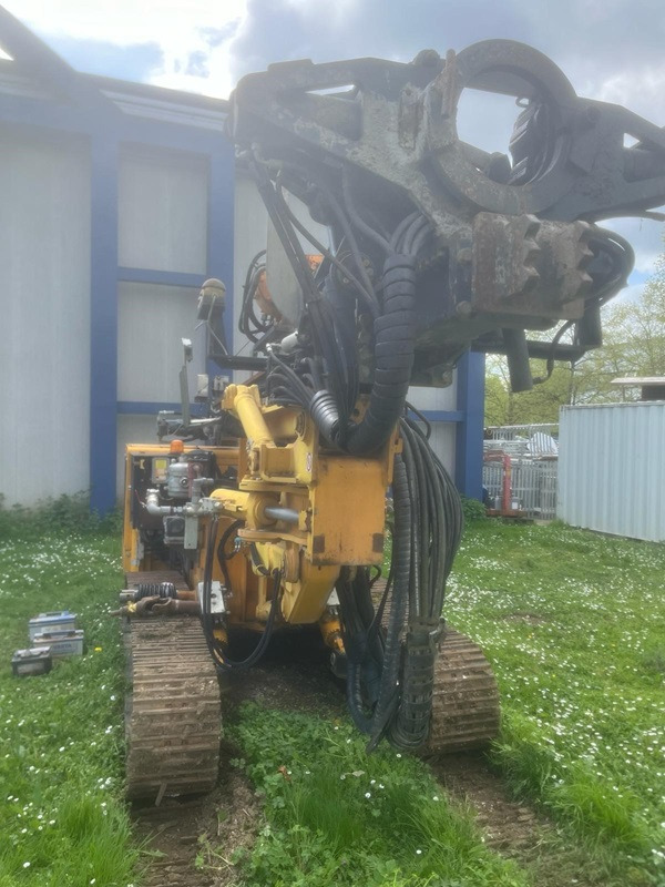 Hutte HBR 502-2 - Сваебойная установка: фото 3 Hutte HBR 502-2 - Сваебойная установка: фото 3