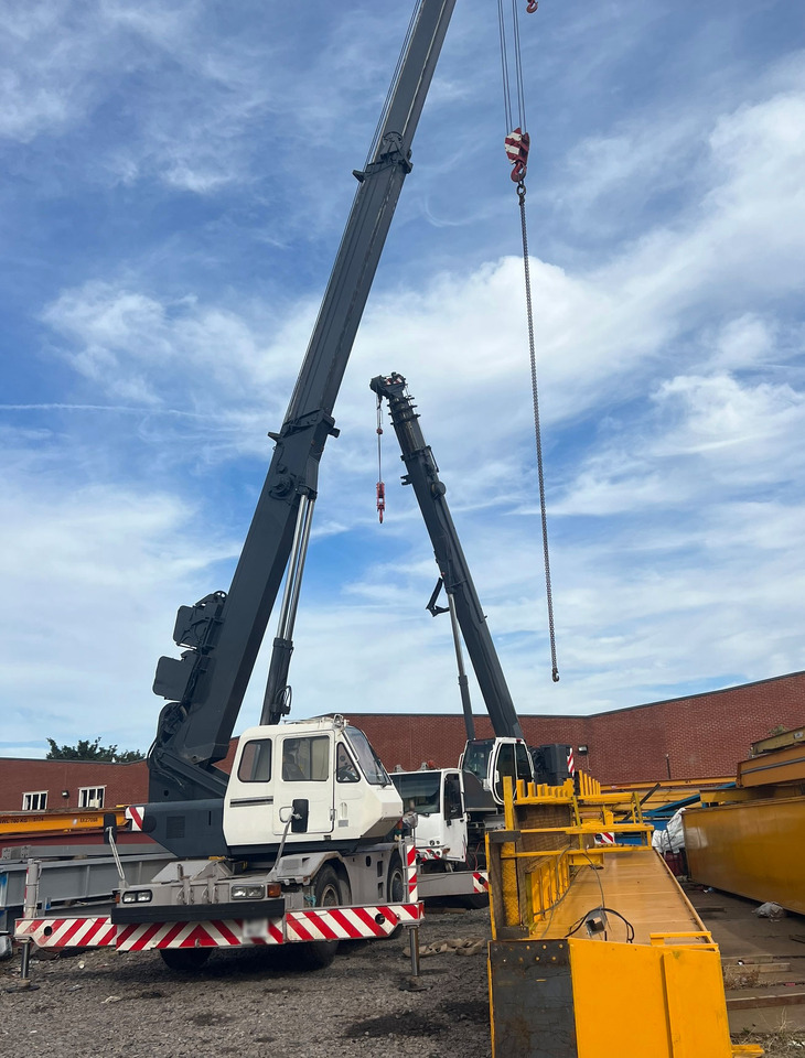 Kobelco RK200 - Мобильный кран: фото 2 Kobelco RK200 - Мобильный кран: фото 2