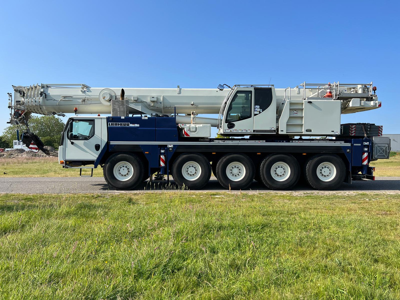 Liebherr LTM 1095-5.1 - Мобильный кран: фото 4 Liebherr LTM 1095-5.1 - Мобильный кран: фото 4