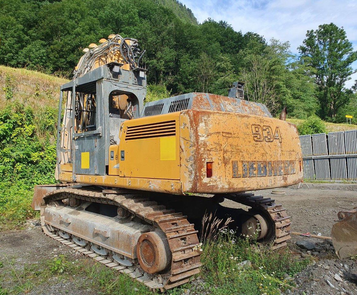 Liebherr R943T - Горнодобывающая техника: фото 1 Liebherr R943T - Горнодобывающая техника: фото 1