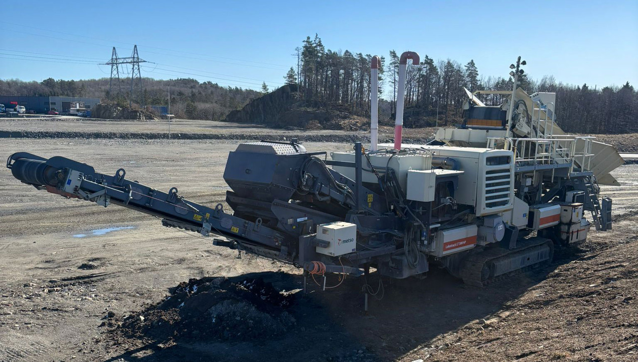 Metso LT 300 HPS - Конусная дробилка: фото 1 Metso LT 300 HPS - Конусная дробилка: фото 1