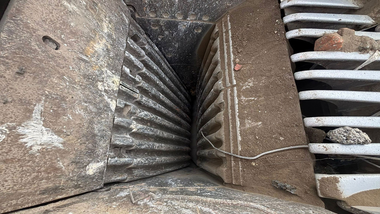 Щековая дробилка Powerscreen Premiertrak R400X: фото 7