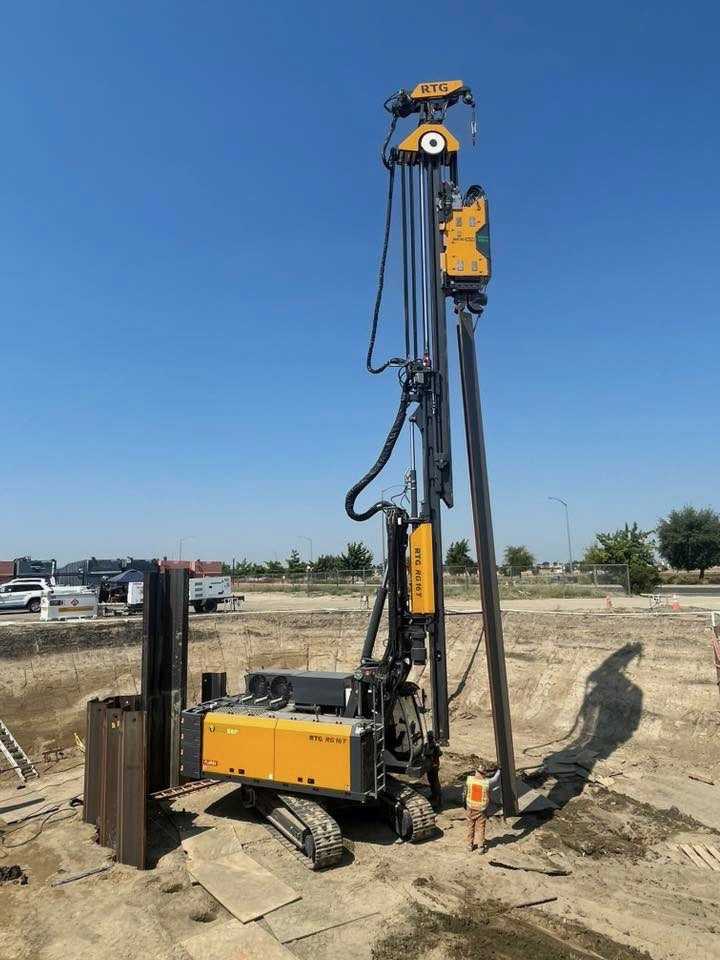 RTG RG16T - Сваебойная установка: фото 4 RTG RG16T - Сваебойная установка: фото 4