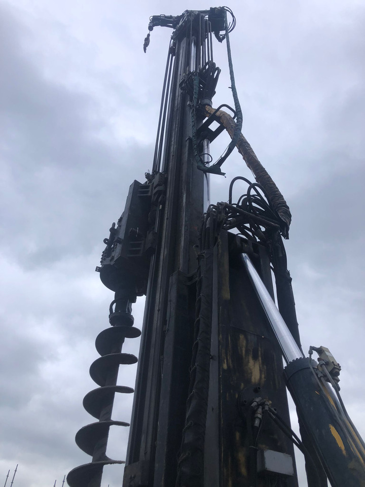 RTG RG18T - Сваебойная установка: фото 5 RTG RG18T - Сваебойная установка: фото 5