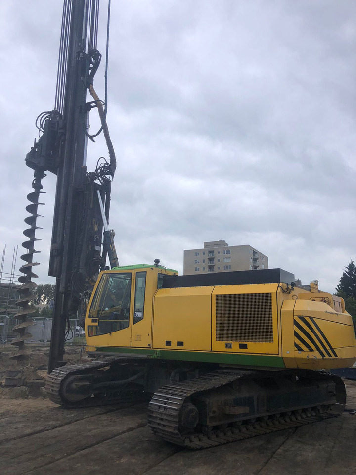 RTG RG18T - Сваебойная установка: фото 1 RTG RG18T - Сваебойная установка: фото 1