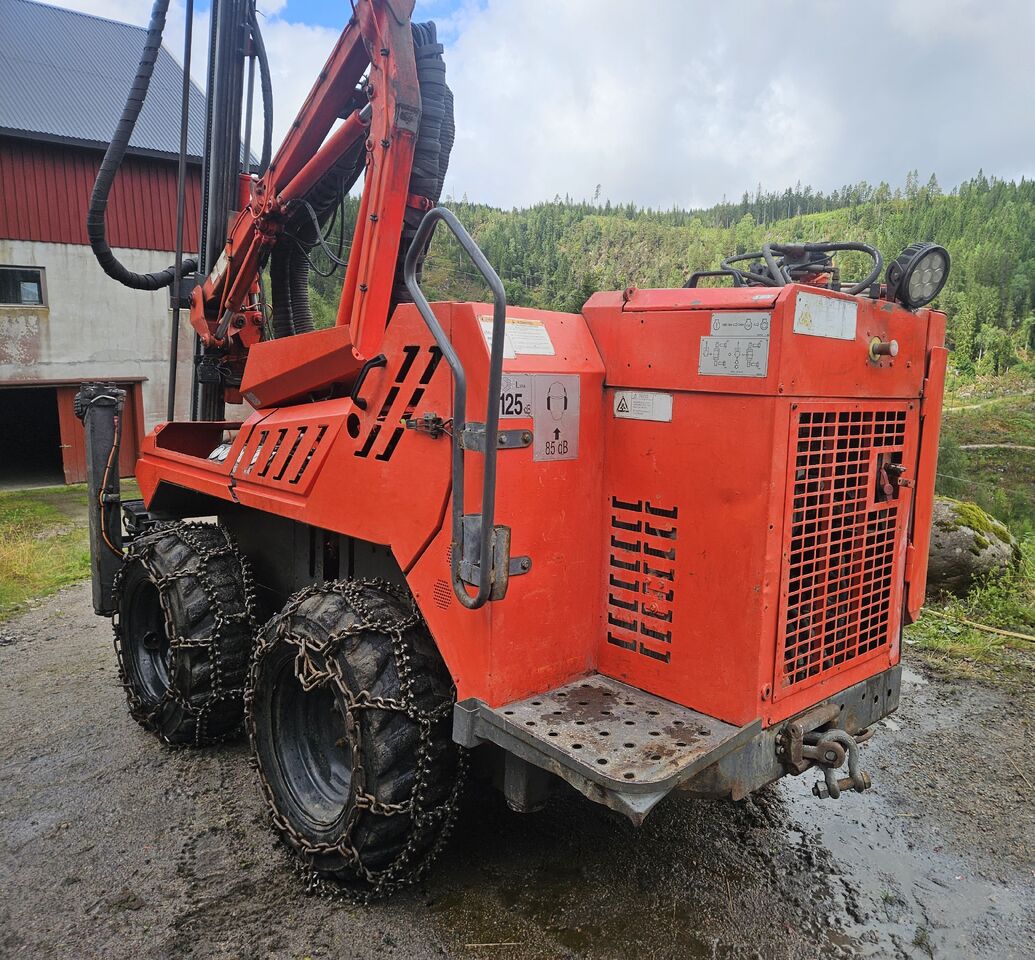 Sandvik Commando DC122R - Буровая машина: фото 3 Sandvik Commando DC122R - Буровая машина: фото 3