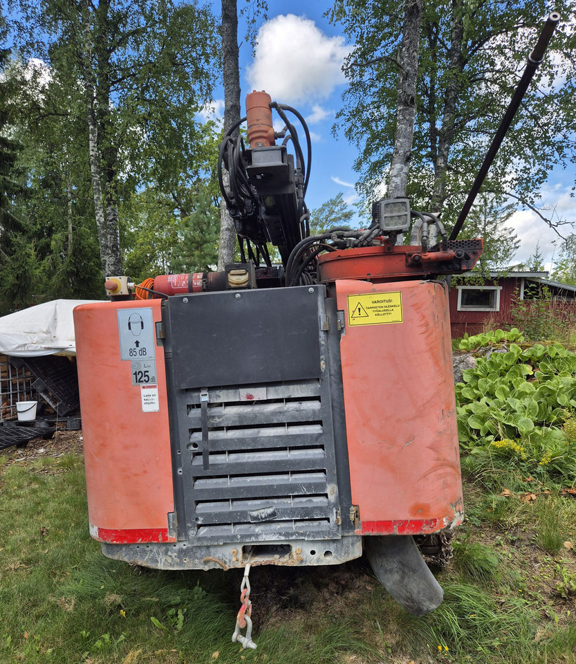 Sandvik Commando DC125R - Буровая машина: фото 4 Sandvik Commando DC125R - Буровая машина: фото 4